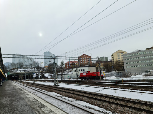 Solna station