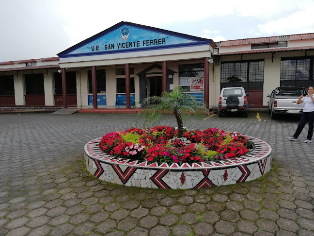 Opiniones de Unidad Educativa "San Vicente Ferrer" en Puyo - Escuela