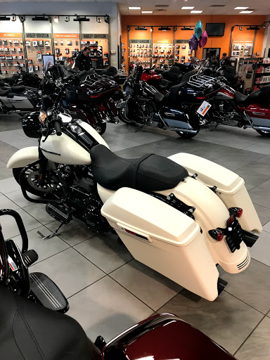 Harley-Davidson Dealer «Harley-Davidson of Tampa», reviews and photos, 6920 N Dale Mabry Hwy, Tampa, FL 33614, USA