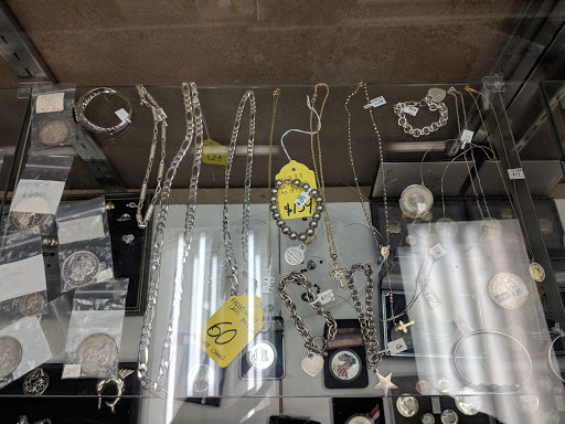 Pawn Shop «Familia Pawn», reviews and photos, 12160 Firestone Blvd, Norwalk, CA 90650, USA