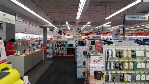 Office Supply Store «Staples», reviews and photos, 1181 Nixon Dr, Moorestown, NJ 08057, USA