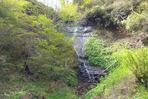 国本の牛堀の滝 image