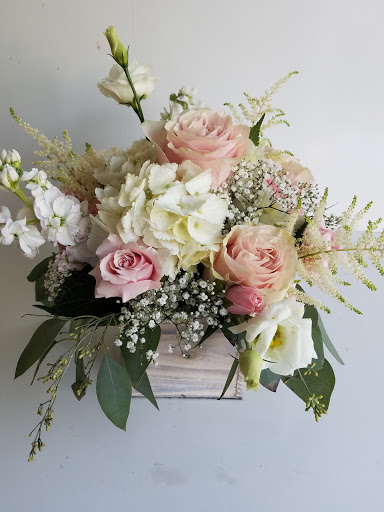 Wholesale Florist «Green Village Flowers», reviews and photos, 5457 Keystone Ct, Plainfield, IL 60586, USA