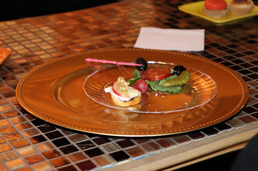 Wine Bar «Coastal Wine Boutique and Tasting Room», reviews and photos, 10880 Ocean Hwy #12a, Pawleys Island, SC 29585, USA