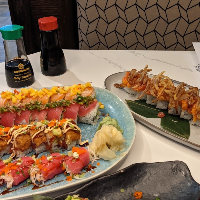 MAKS Asian Kitchen & Sushi
