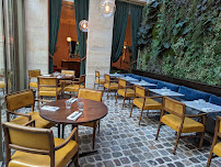 Atmosphère du Restaurant Rivié à Paris - n°5