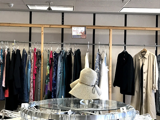 Thrift Store «Wonderland Thrift Shop», reviews and photos, 28 Portsmouth Ave, Stratham, NH 03885, USA