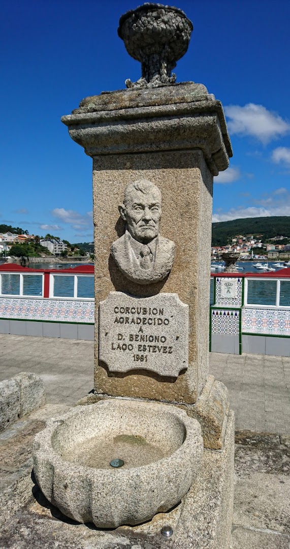 Fuente de Benigno Lago Estévez