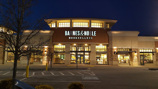 Barnes & Noble + Starbucks, 1350 Bald Hill Rd, Warwick, RI 02886, USA, 