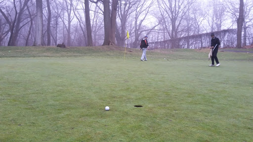 Golf Course «Forest Park Golf Course», reviews and photos, 101 Forest Park Dr, Woodhaven, NY 11421, USA