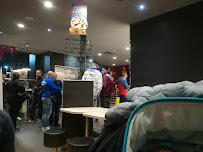 Atmosphère du Restaurant KFC Lyon Saint-Priest - n°8