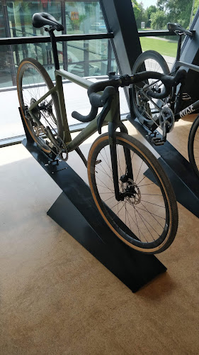 ROSE Bikes Flagship Store Meilen - Fahrradgeschäft