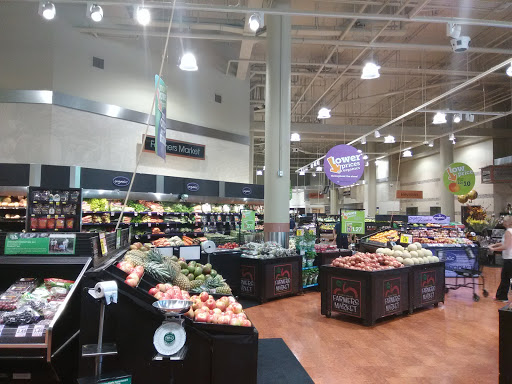 Grocery Store «Harris Teeter», reviews and photos, 8200 Crestwood Heights Dr, McLean, VA 22102, USA