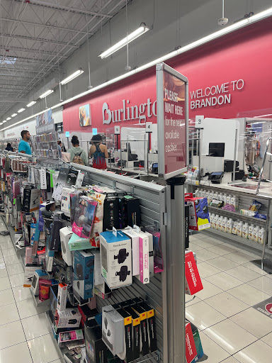 Clothing Store «Burlington Coat Factory», reviews and photos, 955 W Brandon Blvd, Brandon, FL 33511, USA