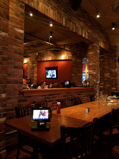 Movie Theater «UA Kaufman Astoria Cinemas 14 & RPX», reviews and photos, 35-30 38th St, Astoria, NY 11101, USA