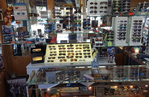 Optometrist «Eyeglass Emporium», reviews and photos, 552 Arthur Godfrey Rd, Miami Beach, FL 33140, USA