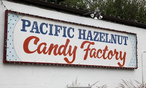 Farm «Pacific Hazelnut Farms & Candy Factory», reviews and photos, 14673 Ottaway Rd NE, Aurora, OR 97002, USA