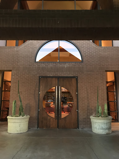 Country Club «Ventana Canyon Golf & Racquet Club», reviews and photos, 6200 N Club House Ln, Tucson, AZ 85750, USA