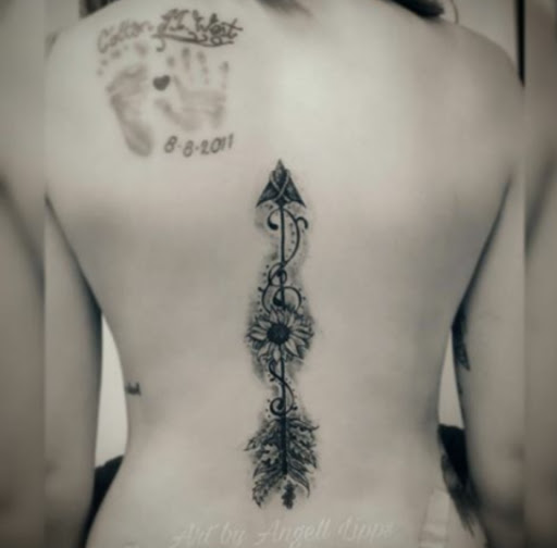 Tattoo Shop «C&L Tattoo Studio and Body Piercing», reviews and photos, 4807 Mahoning Ave, Warren, OH 44483, USA