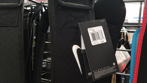 Sporting Goods Store «Big 5 Sporting Goods», reviews and photos, 3970 E Main St, Ventura, CA 93003, USA