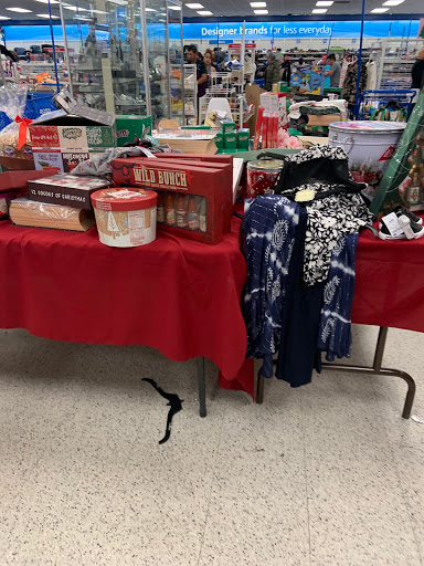 Clothing Store «Ross Dress for Less», reviews and photos, 4370 Okeechobee Blvd, West Palm Beach, FL 33409, USA