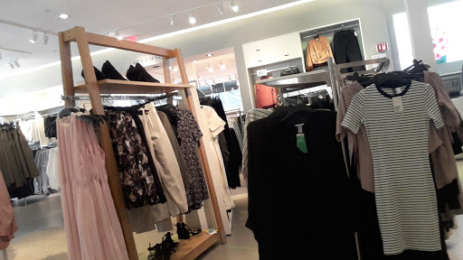 Shopping Mall «Del Monte Shopping Center», reviews and photos, 1410 Del Monte Center, Monterey, CA 93940, USA