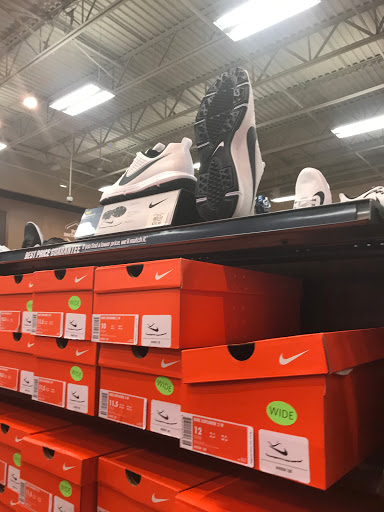 Sporting Goods Store «Golf Galaxy», reviews and photos, 4250 Easton Gateway Dr, Columbus, OH 43219, USA