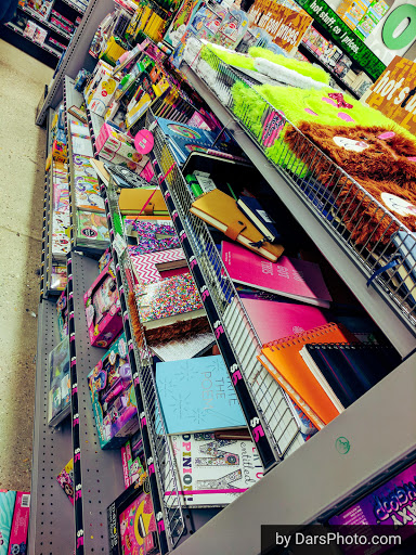 Variety Store «Five Below», reviews and photos, 1468 E Golf Rd, Schaumburg, IL 60173, USA