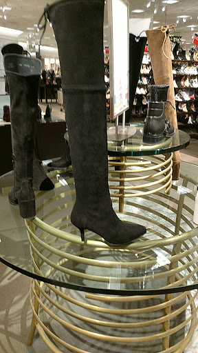 Stores to buy women's wellies Philadelphia