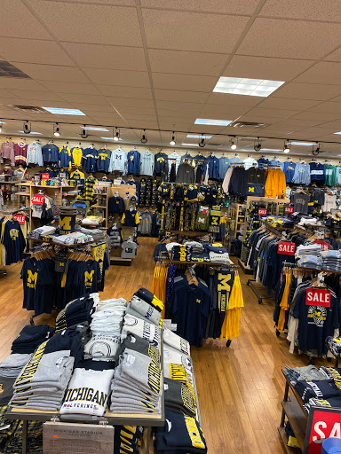 Sportswear Store «Rally House Chesterfield at Waterside», reviews and photos, 50467 Waterside Dr, New Baltimore, MI 48051, USA
