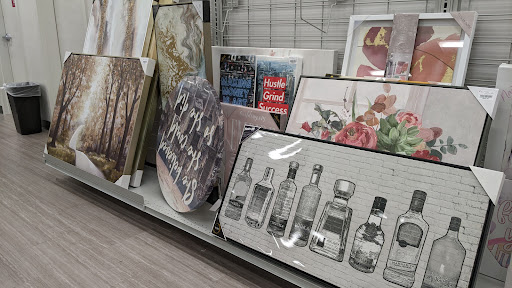 Clothing Store «Burlington Coat Factory», reviews and photos, 275 Main St #4, White Plains, NY 10601, USA