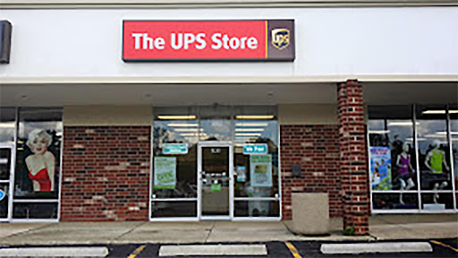 The UPS Store, 5120 Mayfield Rd, Lyndhurst, OH 44124, USA, 