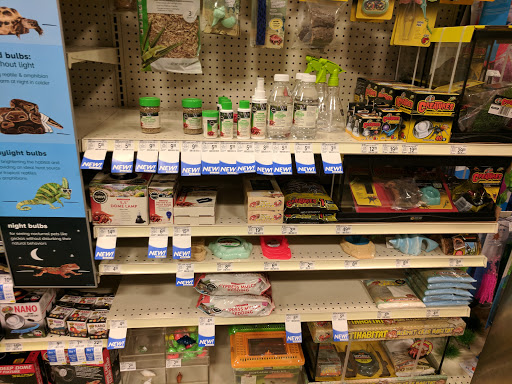 Pet Supply Store «PetSmart», reviews and photos, 1238 Putty Hill Ave, Towson, MD 21286, USA