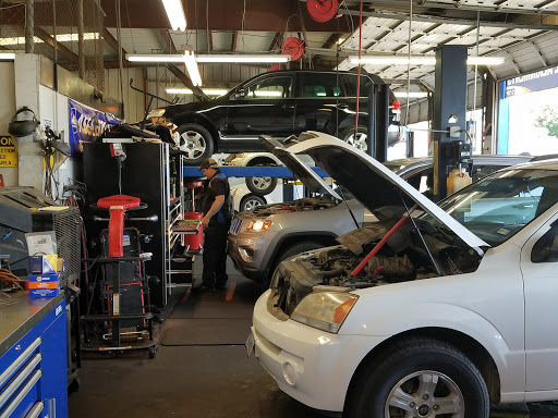 Auto Repair Shop «Family Auto Center», reviews and photos, 780 Normandy St, Houston, TX 77015, USA