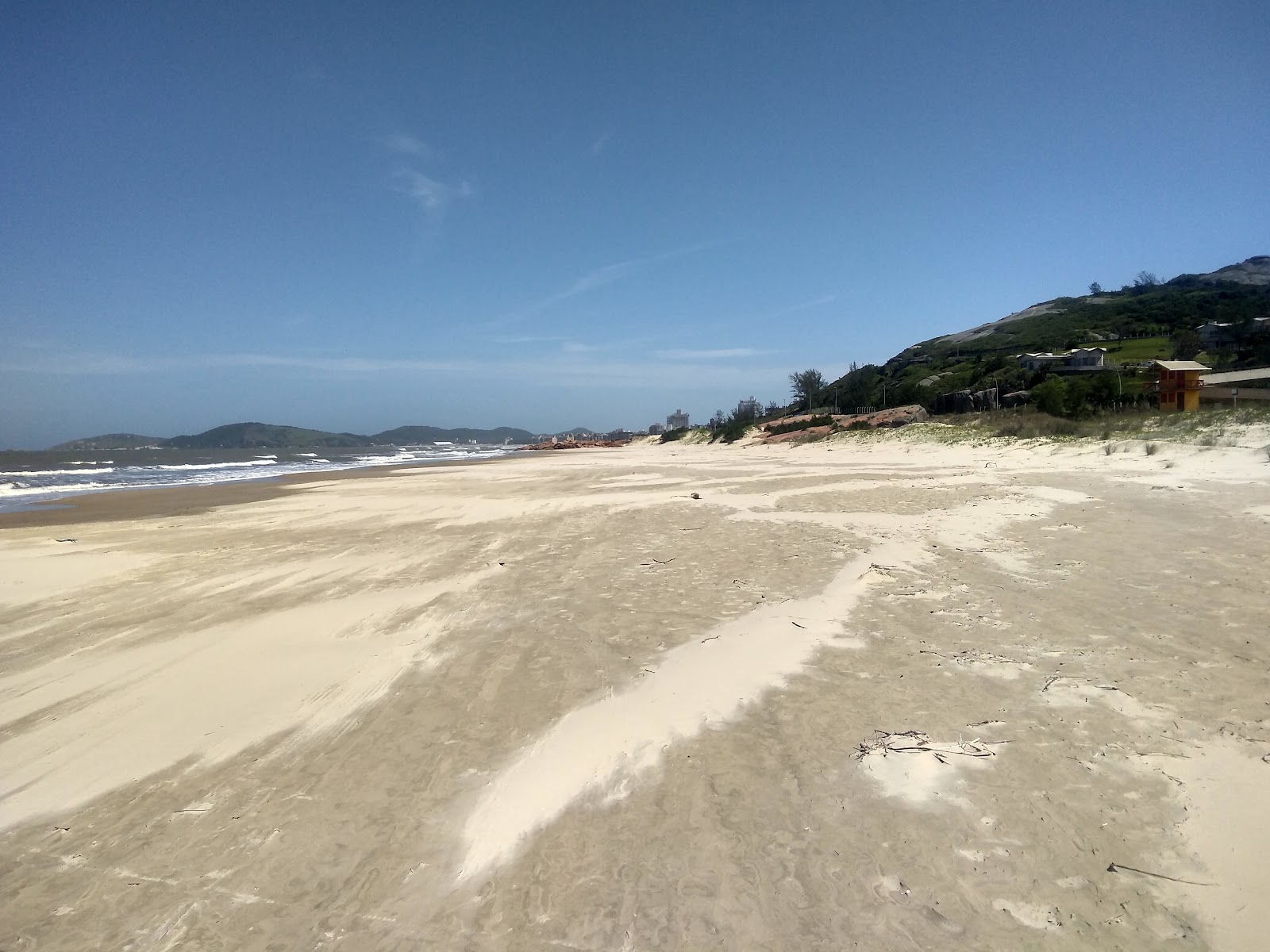 Foto van Praia do Iro met recht en lang