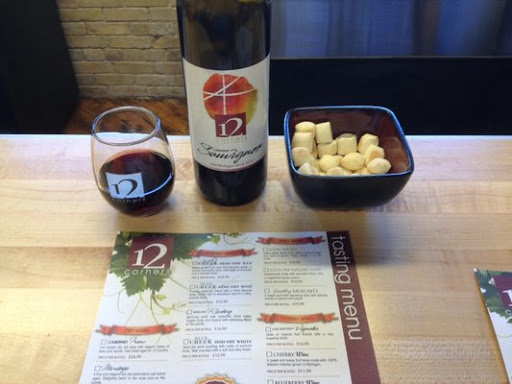 Winery «12 Corners Vineyards - Grand Haven Tasting Rooom», reviews and photos, 41 Washington Ave #144, Grand Haven, MI 49417, USA