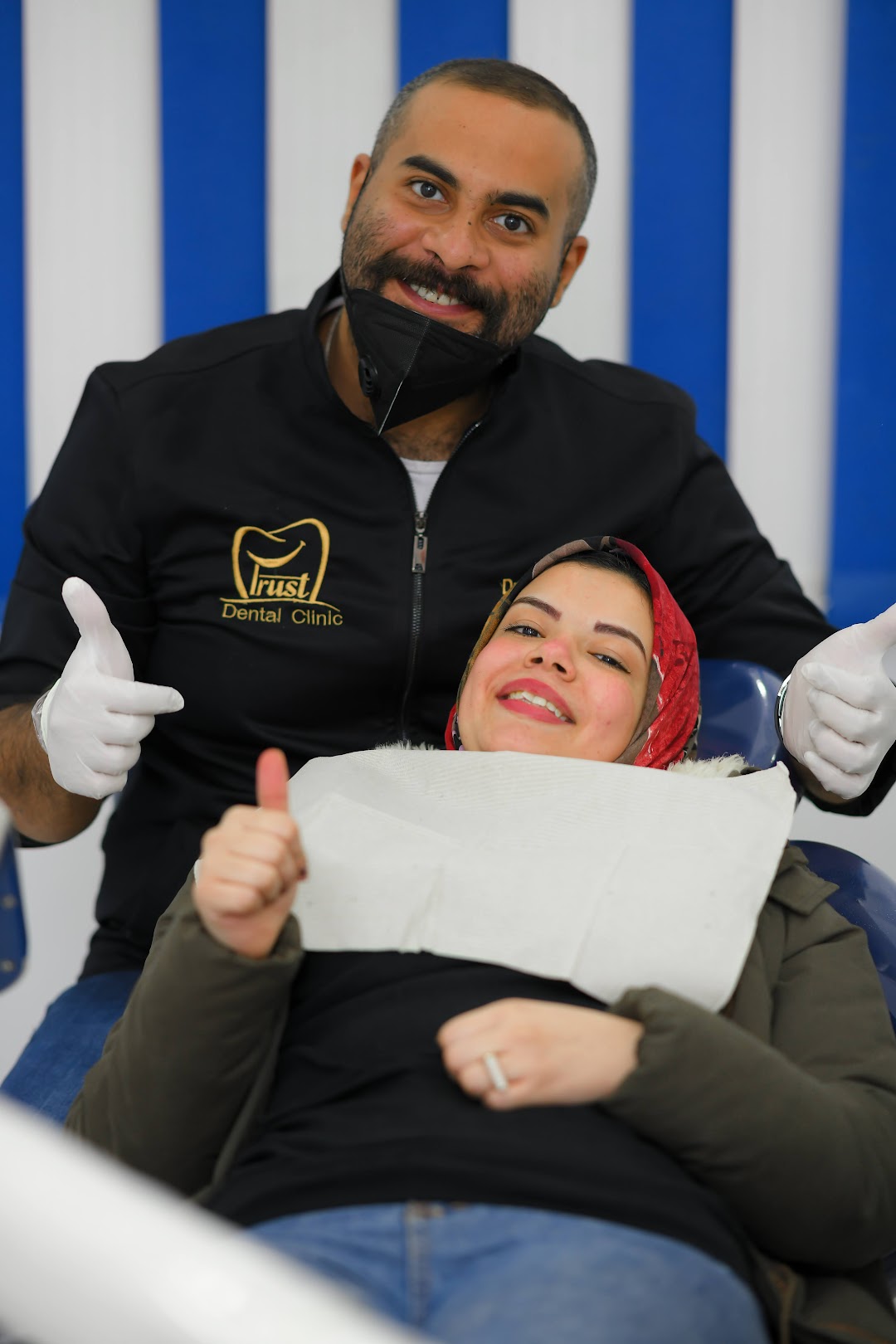 عياده د محمود سامي لطب الاسنان