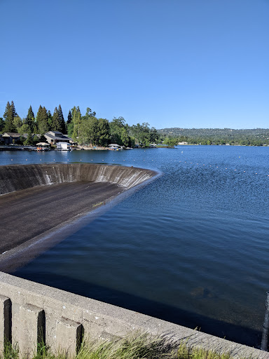 Community Center «Lake Wildwood Community Center», reviews and photos, 19088-19092 Wildflower Dr, Penn Valley, CA 95946, USA