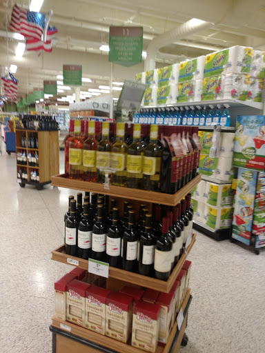 Supermarket «Publix Super Market at Plaza De Leon», reviews and photos, 106 Ponce De Leon Blvd, Miami, FL 33135, USA