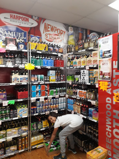 Wine Store «Patriot Wine & Spirits», reviews and photos, 145 Main St, Warren, RI 02885, USA