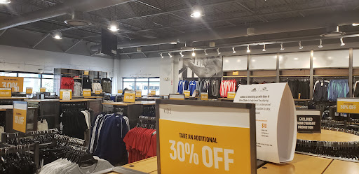 Clothing Store «Under Armour Factory House», reviews and photos, 3026 Outlet Dr, Edinburgh, IN 46124, USA