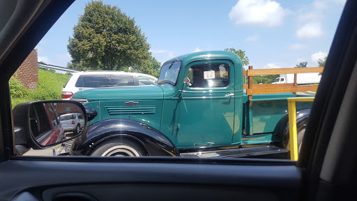 Auto Body Shop «CRG Auto Body & Repair», reviews and photos, 1221 Taft St, Rockville, MD 20850, USA