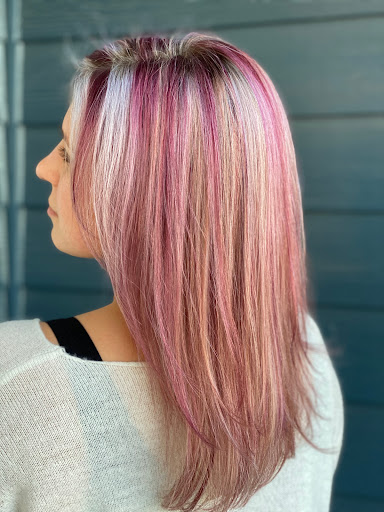 Hair Salon «Allure Designs Salon + Boutique», reviews and photos, 521 N Milwaukee Ave, Libertyville, IL 60048, USA