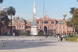 Plaza de Mayo image