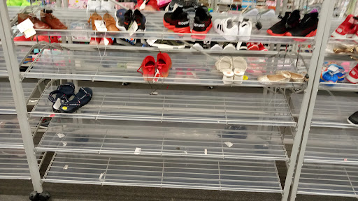 Clothing Store «Burlington Coat Factory», reviews and photos, 370 US-130, Hightstown, NJ 08520, USA