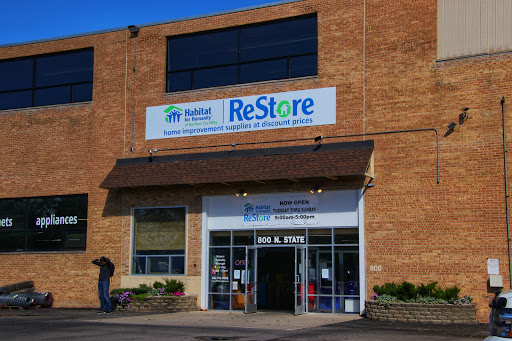 Building Materials Store «Habitat For Humanity ReStore Elgin», reviews and photos, 800 N State St, Elgin, IL 60123, USA
