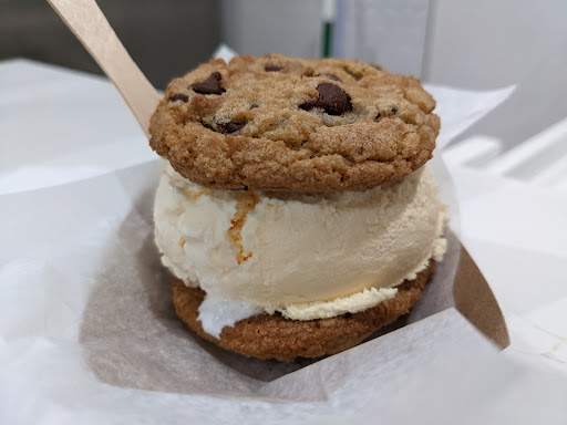 milkcookies image