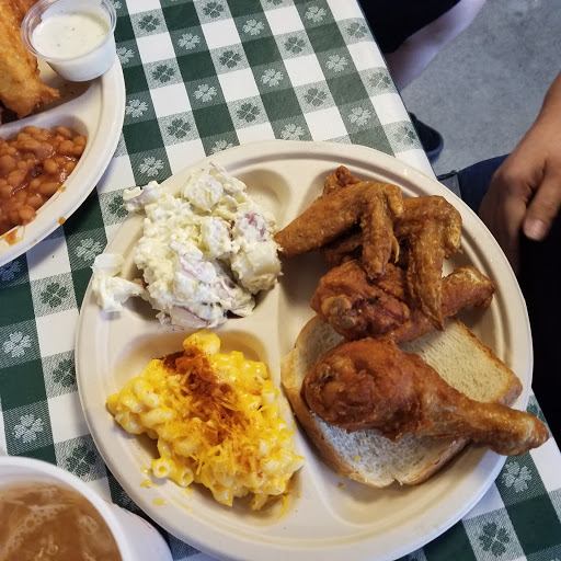 Gus's World Famous Fried Chicken