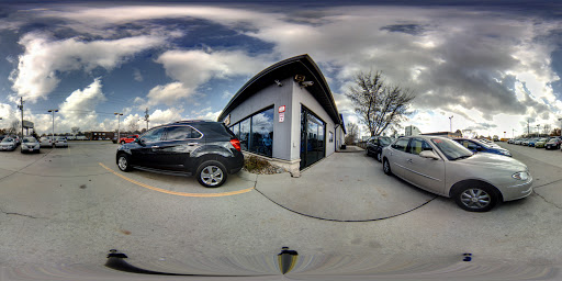 Used Car Dealer «Car City on 14th», reviews and photos, 4131 E 14th St, Des Moines, IA 50313, USA
