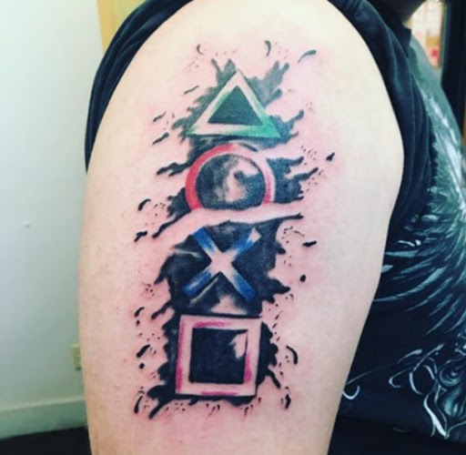 C&L Tattoo Studio and Body Piercing, 4807 Mahoning Ave, Warren, OH 44483, USA, 